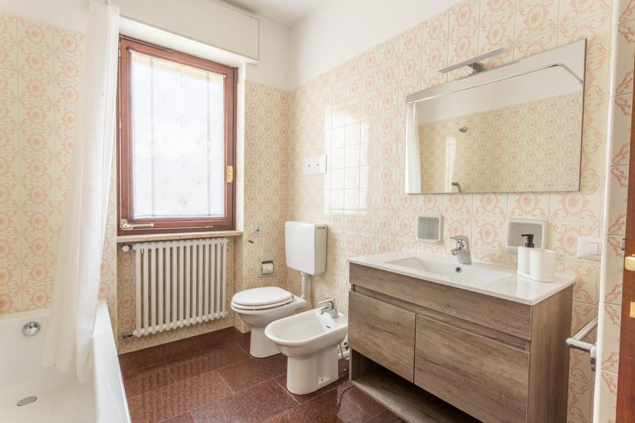 Baveno Beach - Charming Flat With Garden Exterior photo