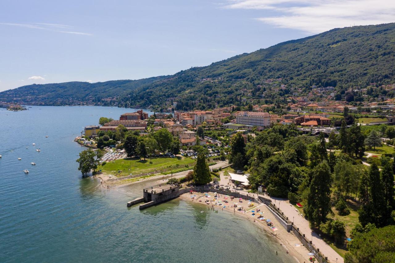Baveno Beach - Charming Flat With Garden Exterior photo